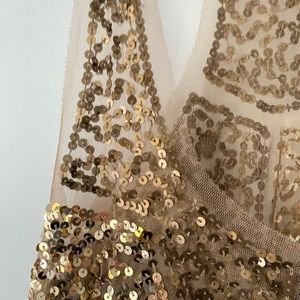 Robe Arden B Taille M (coupe Près Du Corps, Plutôt S) – Or Métal, Soirée